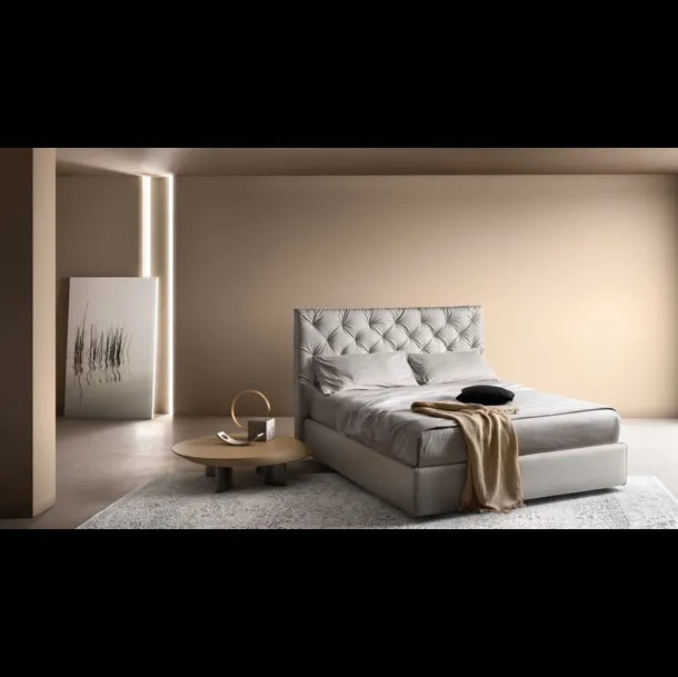 Letto imbottito con testiera lavorazione capitonné Tender di Bside