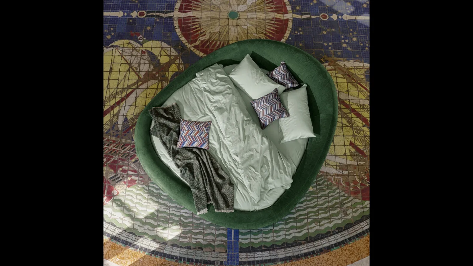 Letto di design Pebble di Dorelan Letti