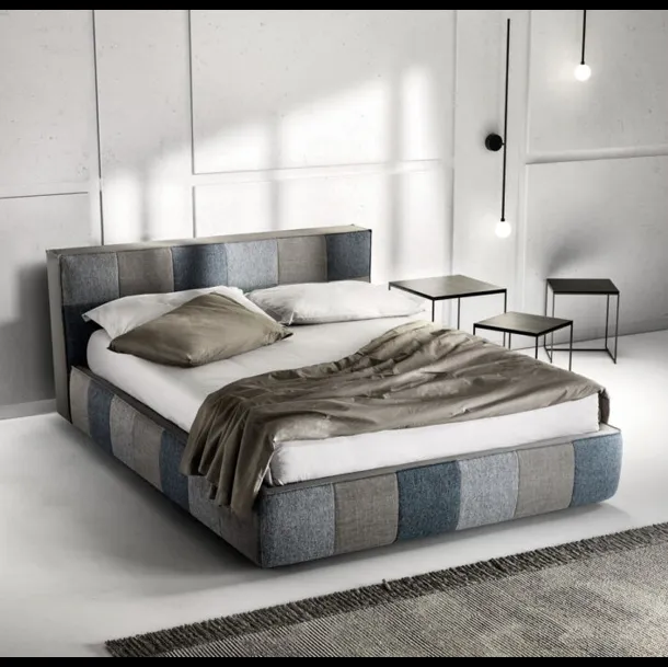 Letto in tessuto imbottito trapuntato Square di Bside
