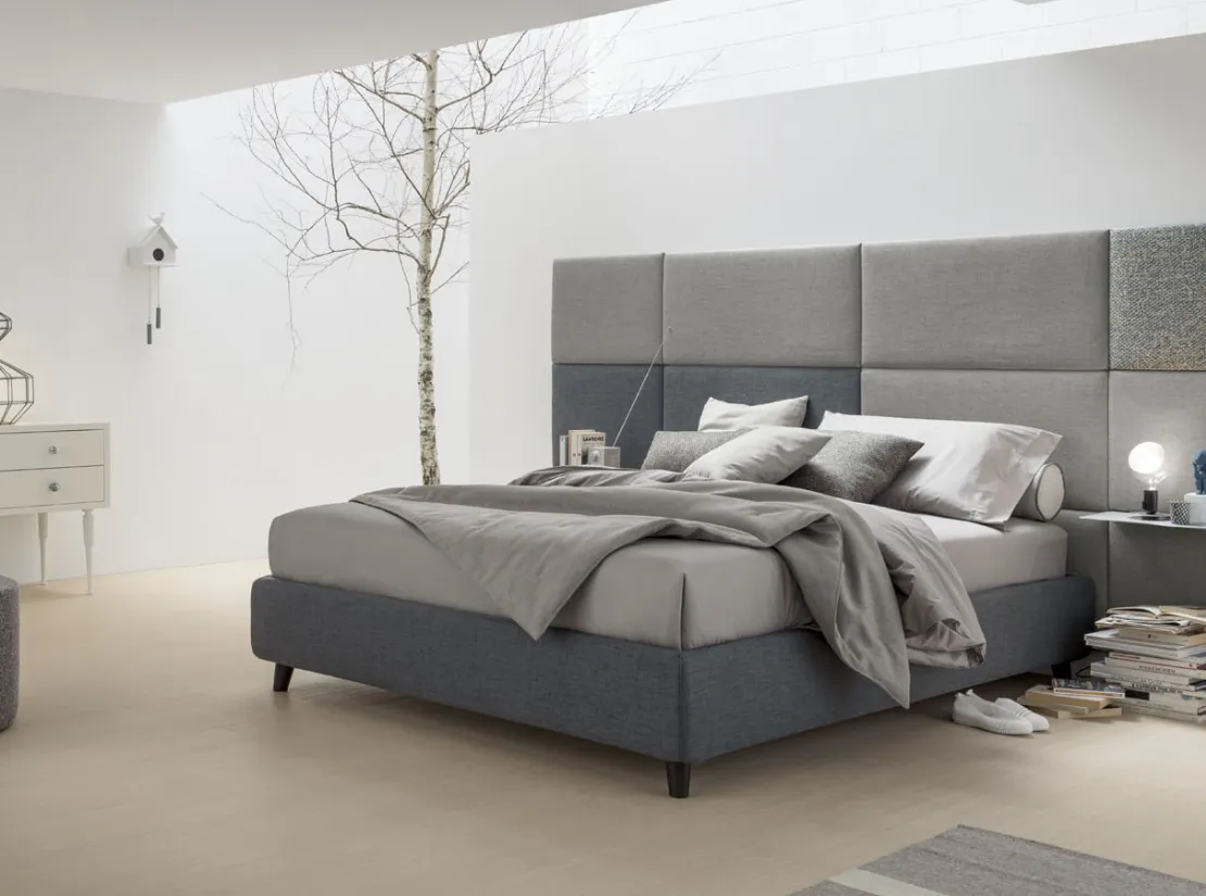 Letto sommier con Boiserie in tessuto di V&Nice