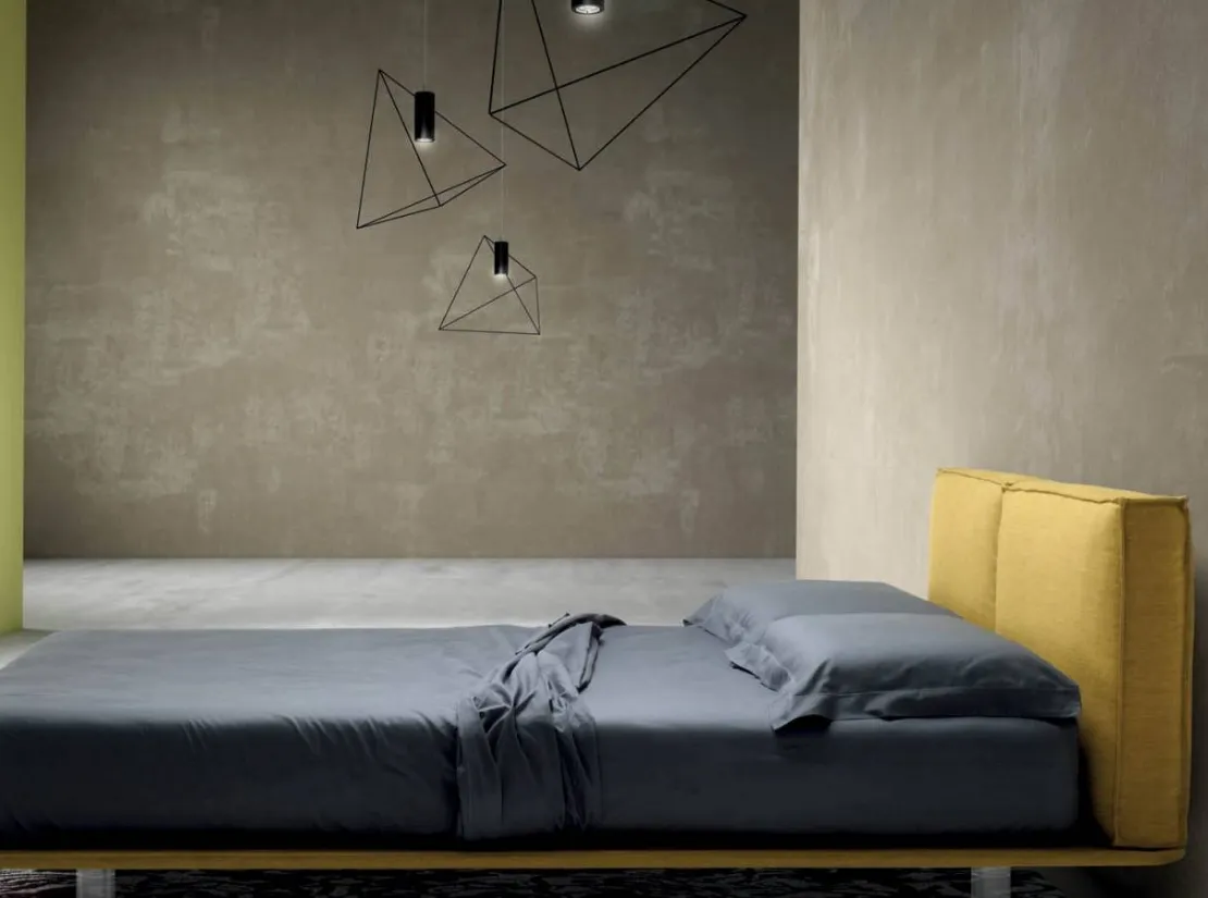 Letto in tessuto con testiera imbottita e piedini trasparenti Stylish di Bside